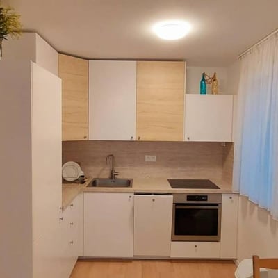 Miete einer modernen 2-Zimmer-Wohnung, 47 m², Rača, Bratislava, Slowakei